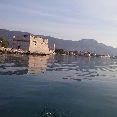Studio Apartment Mala Plaza Kastela Exterior photo