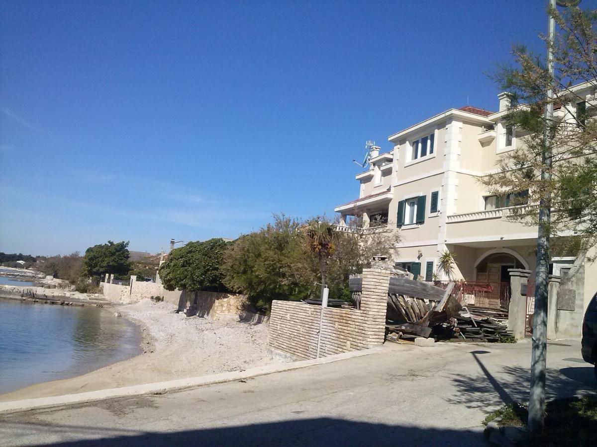 Studio Apartment Mala Plaza Kastela Exterior photo